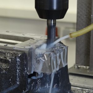Nabídka zaměstnání - obrábění kovů na klasických strojích, obsluha CNC obráběcích strojů, zámečnická práce